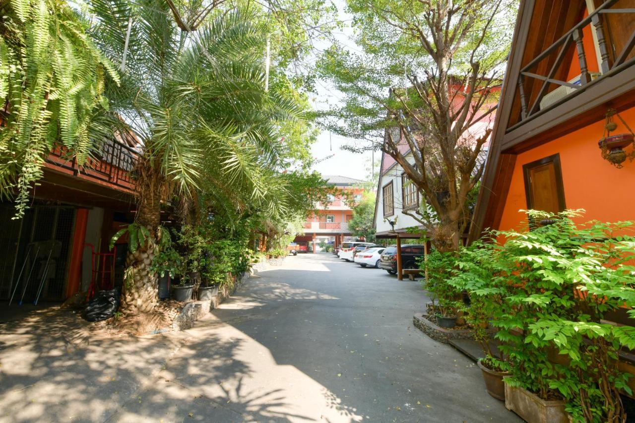 Oyo 549 Maesri Resort Pattaya Luaran gambar